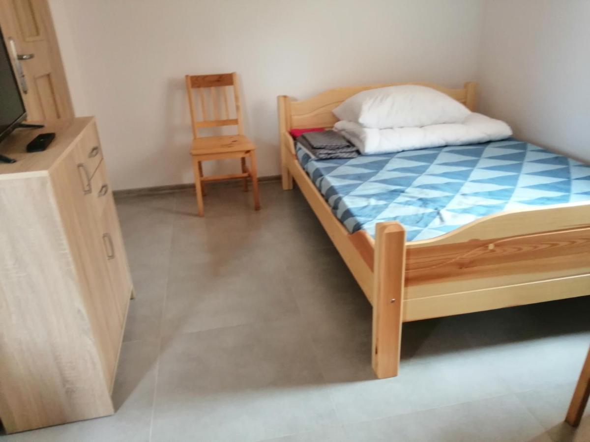 Jasionka Apartment Ustrzyki Dolne Exterior foto
